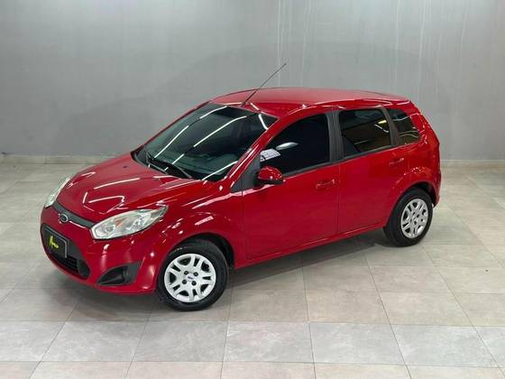 FORD FIESTA 1.6 MPI CLASS HATCH 8V FLEX 4P MANUAL FORD FIESTA 1.6 MPI CLASS HATCH 8V FLEX 4P MANUAL